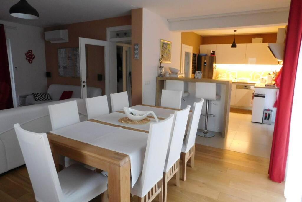 Villa Summer Stars Kaštela Chambre photo